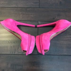 B BRIAN ATWOOD SUEDE PEEP-TOE PUMPS